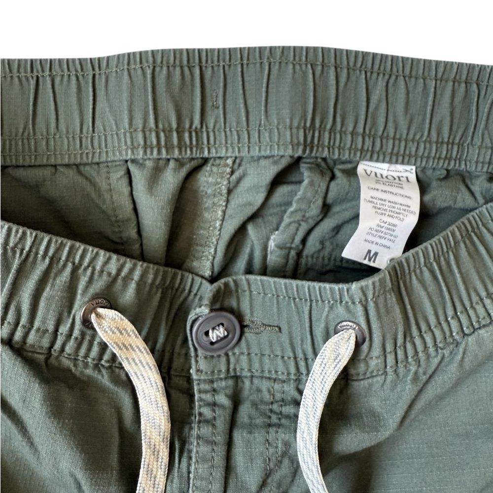 Vuori Men’s Ripstop Pants - Picture 2 of 4